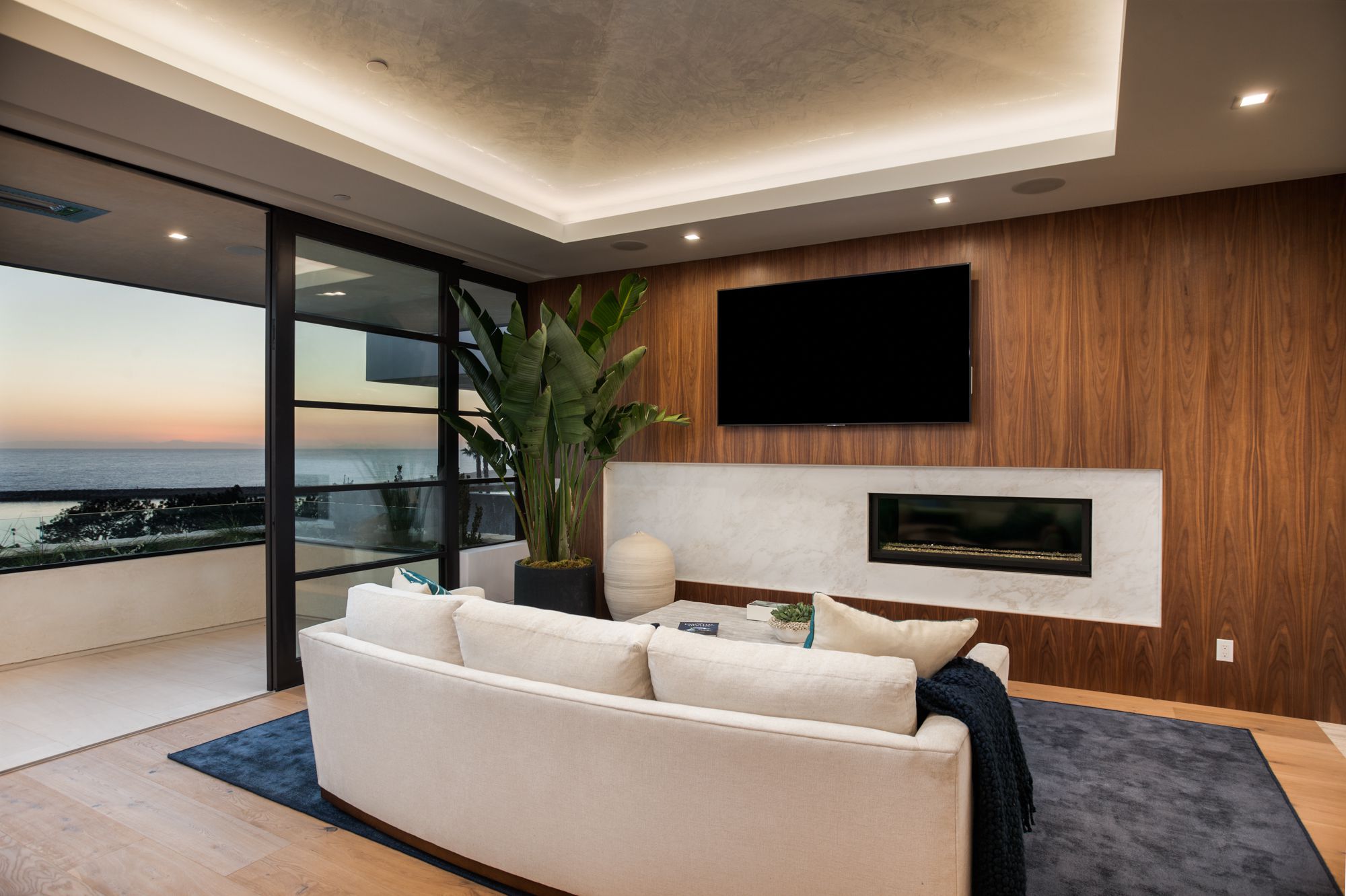 Architect Orange County - Architect Newport Beach - Architect Laguna Beach - Romantic Modernism - Geoff Sumich